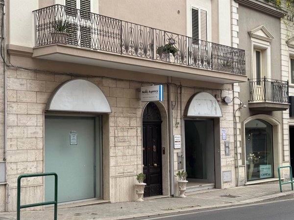 negozio in vendita a San Giorgio Ionico