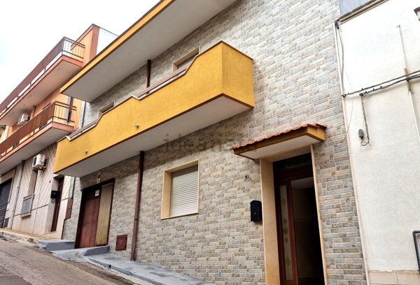 casa indipendente in vendita a San Giorgio Ionico