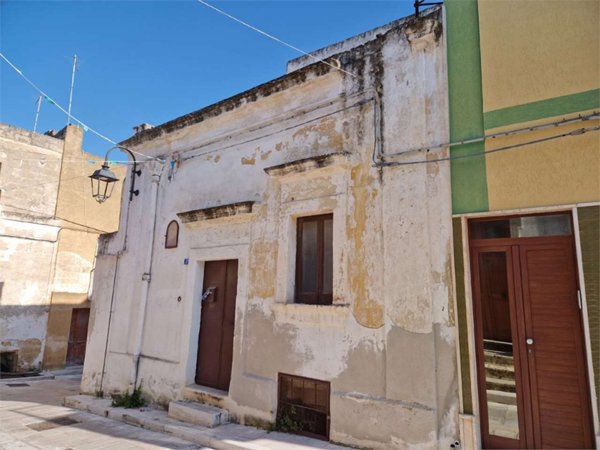 casa indipendente in vendita a San Giorgio Ionico