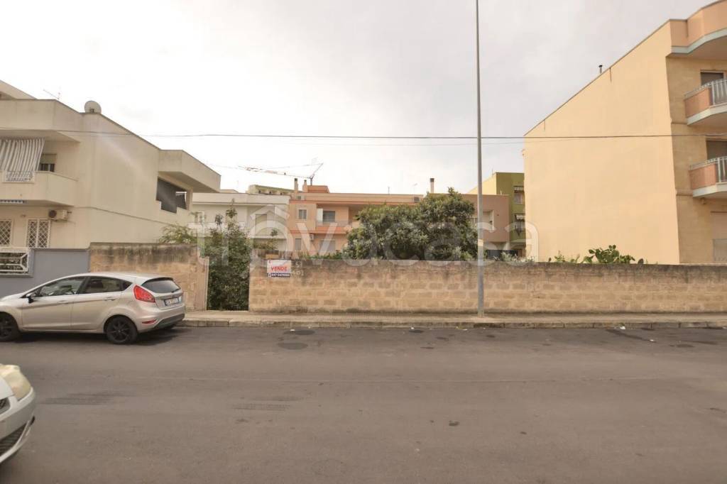 ufficio in vendita a San Giorgio Ionico