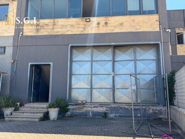 capannone in vendita a San Giorgio Ionico