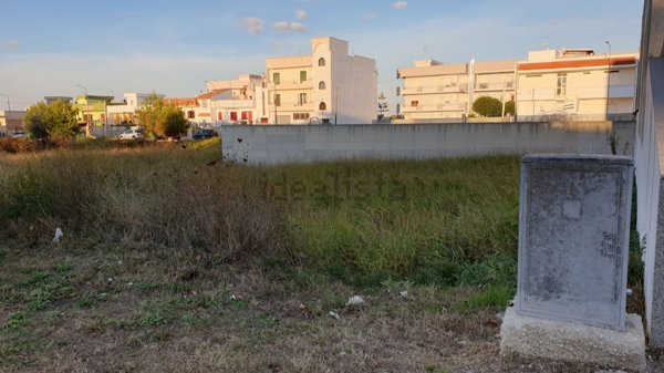 terreno edificabile in vendita a San Giorgio Ionico