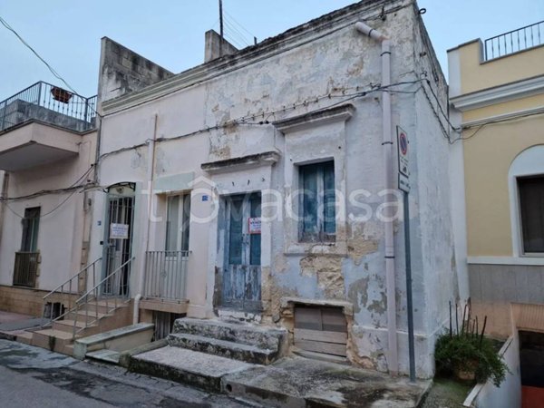casa indipendente in vendita a San Giorgio Ionico