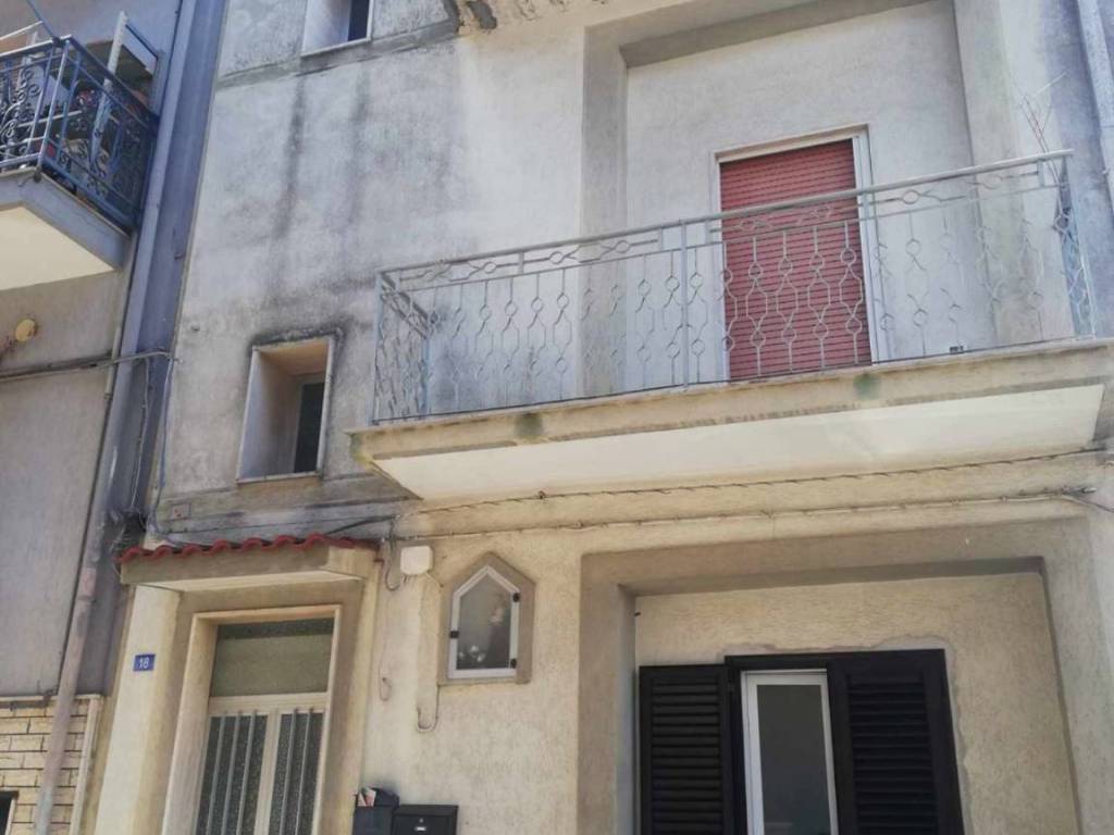 casa indipendente in vendita a San Giorgio Ionico