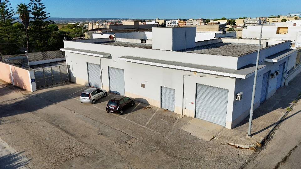 negozio in vendita a San Giorgio Ionico