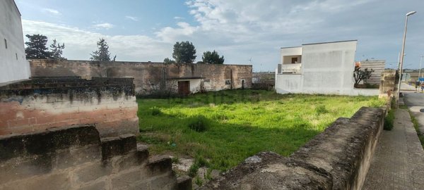 terreno edificabile in vendita a San Marzano di San Giuseppe