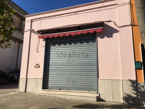 locale commerciale in vendita a San Marzano di San Giuseppe