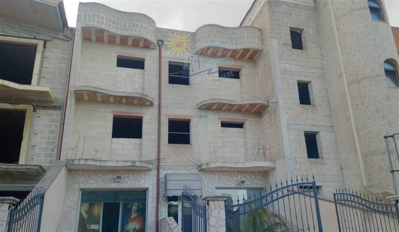 locale commerciale in vendita a San Marzano di San Giuseppe