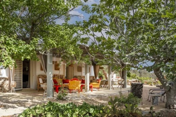 casa indipendente in vendita a Sava