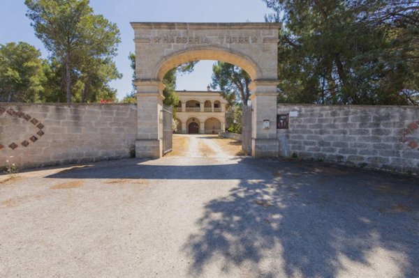casale in vendita a Sava