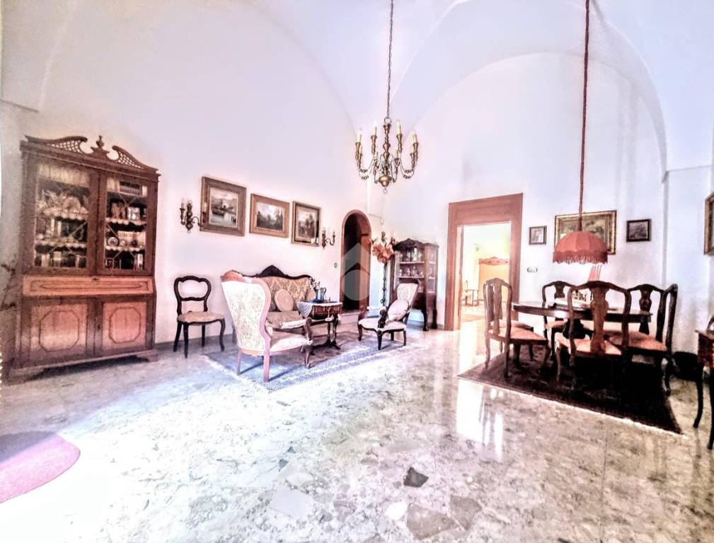 casa indipendente in vendita a Sava