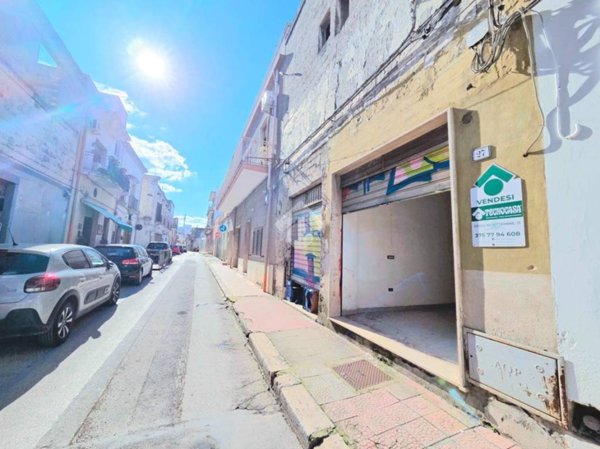 casa indipendente in vendita a Sava