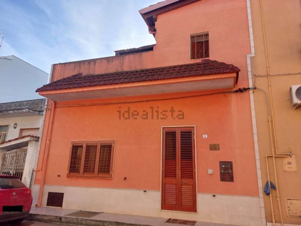 casa indipendente in vendita a Sava