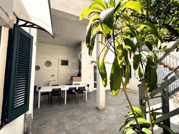 casa indipendente in vendita a Sava