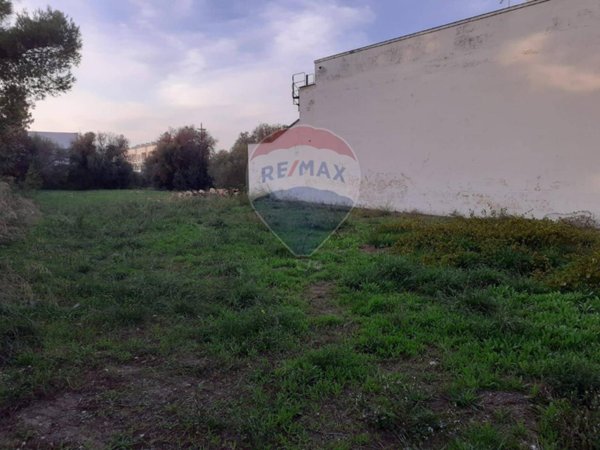 terreno edificabile in vendita a Sava