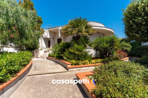 casa indipendente in vendita a Sava