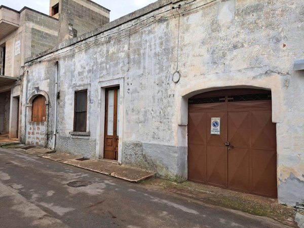 casa indipendente in vendita a Sava