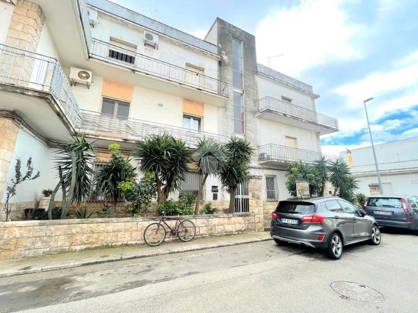 casa indipendente in vendita a Sava