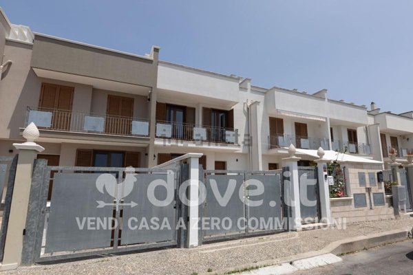 casa indipendente in vendita a Sava