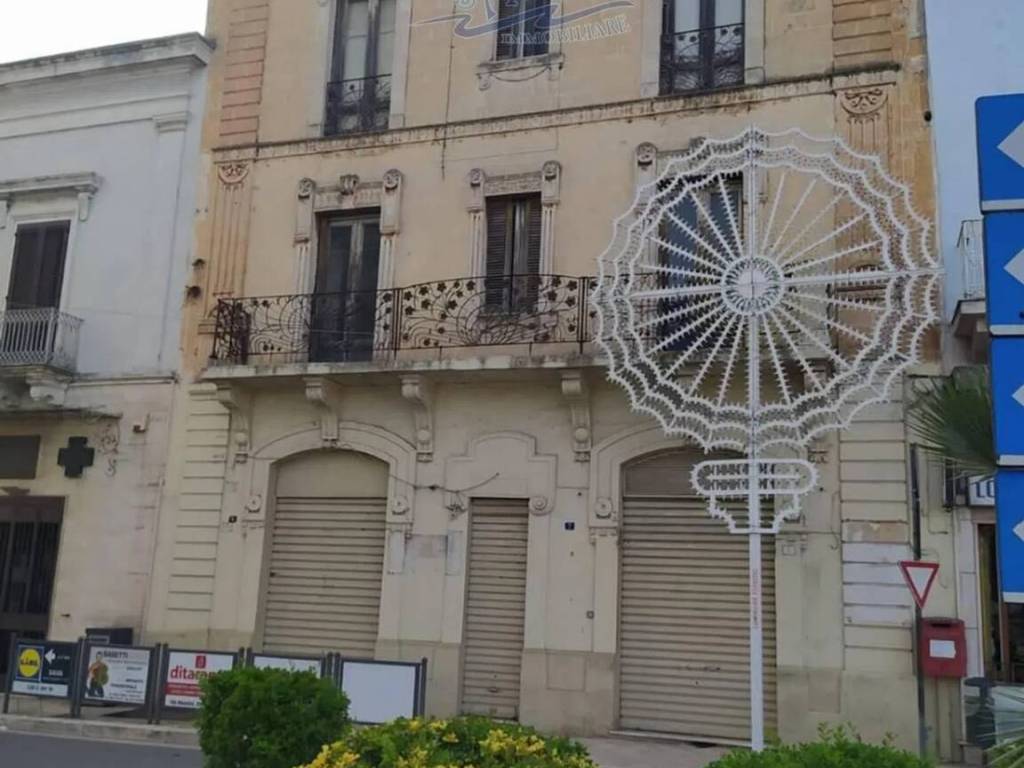 intera palazzina in vendita a Sava