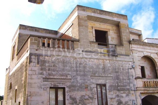 casa indipendente in vendita a Sava