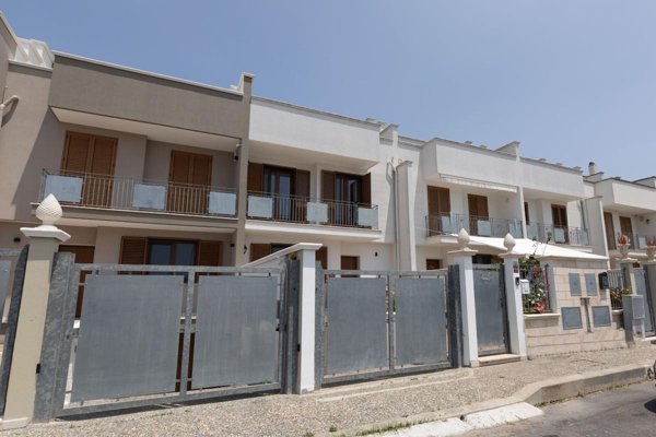 casa indipendente in vendita a Sava
