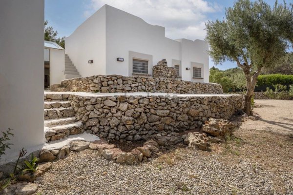 casa indipendente in vendita a Sava