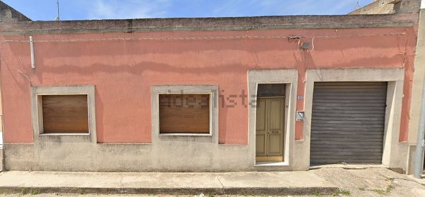 casa indipendente in vendita a Sava