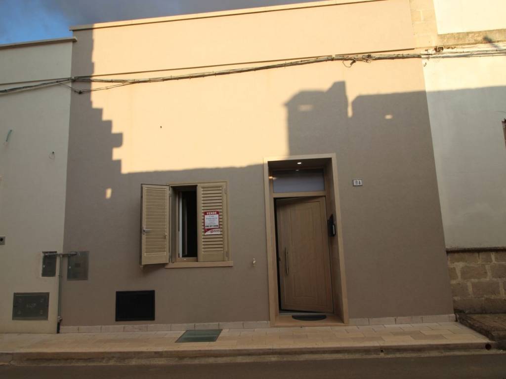 casa indipendente in vendita a Sava