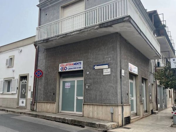 ufficio in vendita a Sava