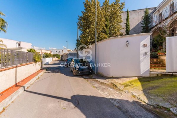 casa indipendente in vendita a Sava