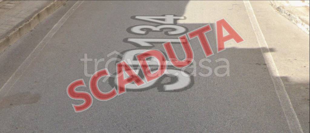 negozio in vendita a Sava