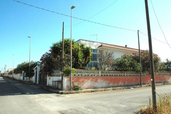 casa indipendente in vendita a Sava