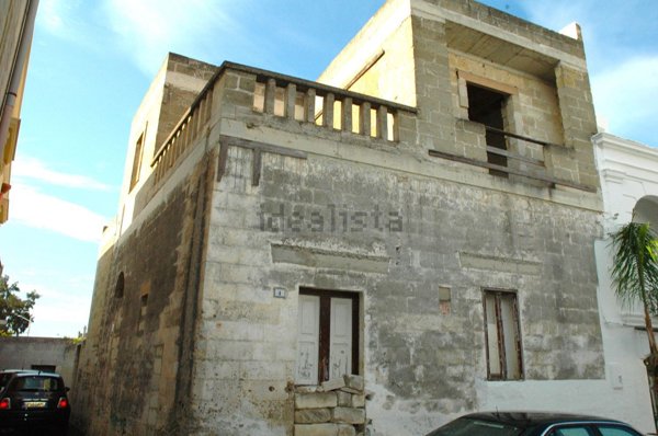 casale in vendita a Sava