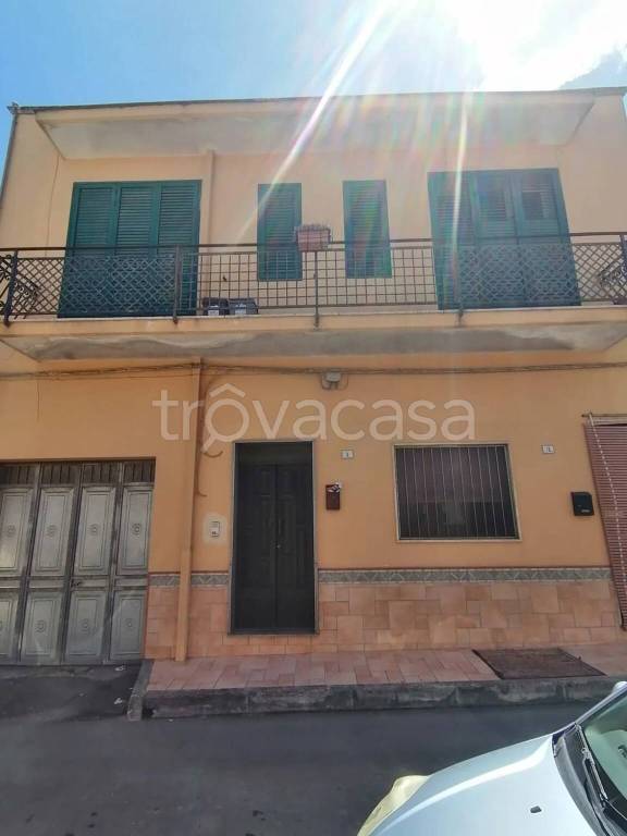 casa indipendente in vendita a Sava