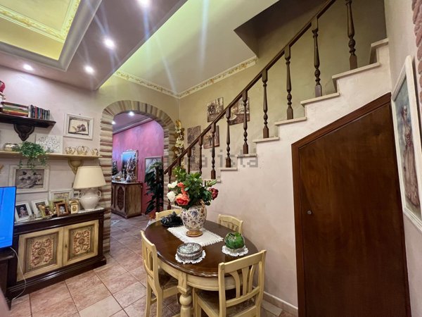 esavano in vendita a Sava