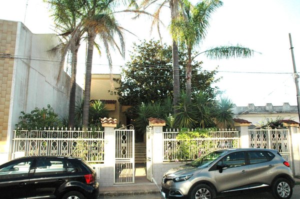 casa indipendente in vendita a Sava