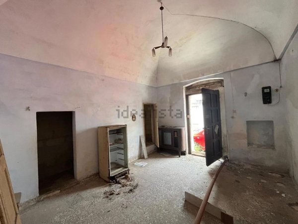 casa indipendente in vendita a Sava