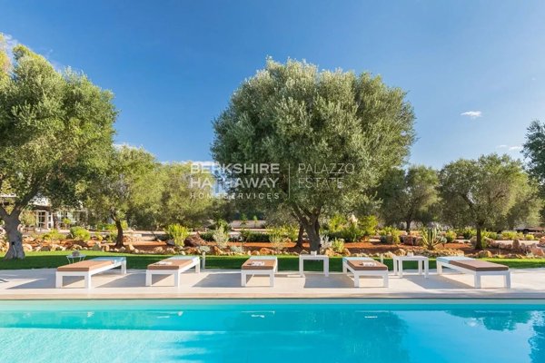 esavano in vendita a Sava