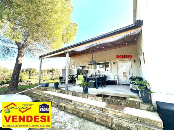 casa indipendente in vendita a Sava