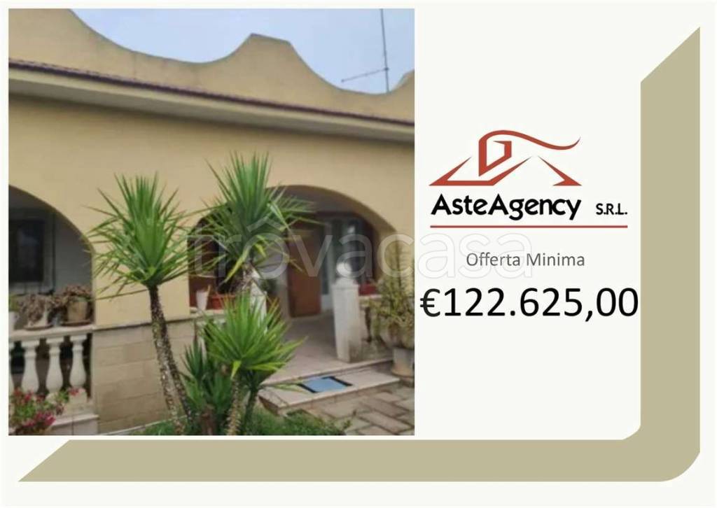 casa indipendente in vendita a Sava