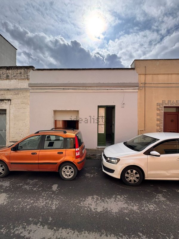 casa indipendente in vendita a Sava