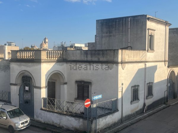 casa indipendente in vendita a Sava