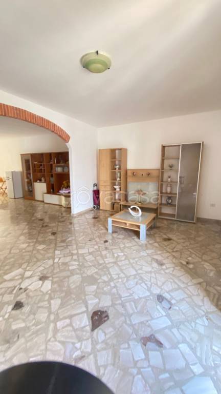 casa indipendente in vendita a Sava