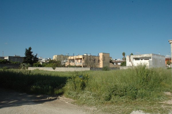 terreno edificabile in vendita a Sava