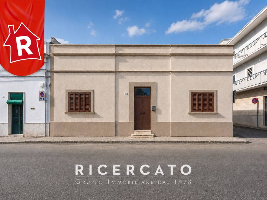 casa indipendente in vendita a Sava