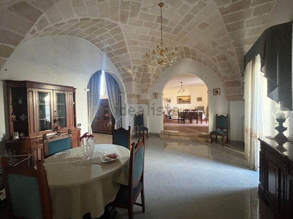 casa indipendente in vendita a Sava