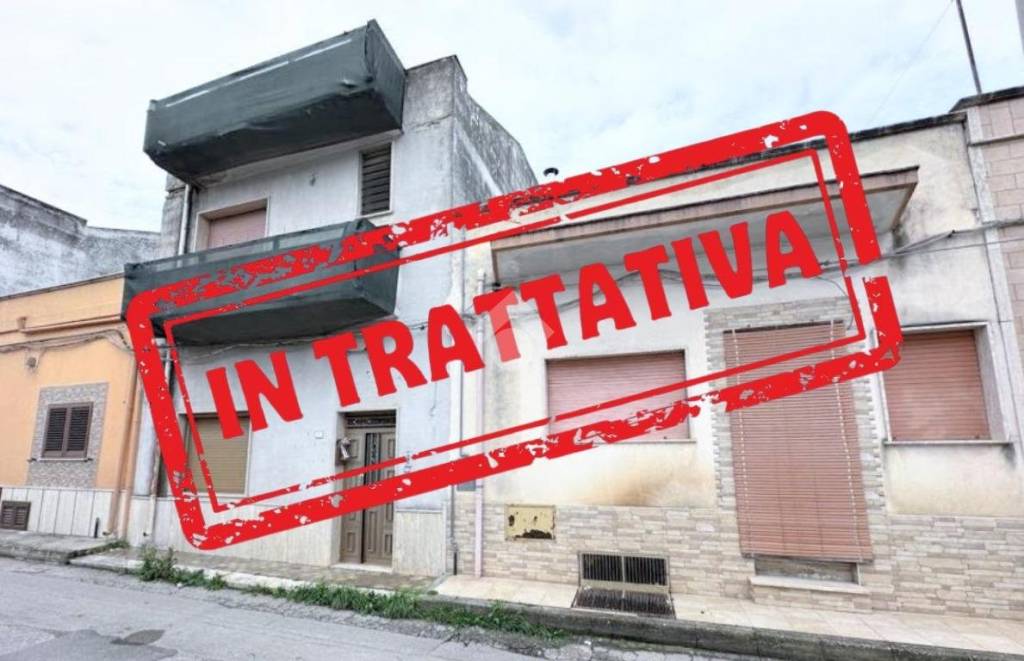 casa indipendente in vendita a Sava