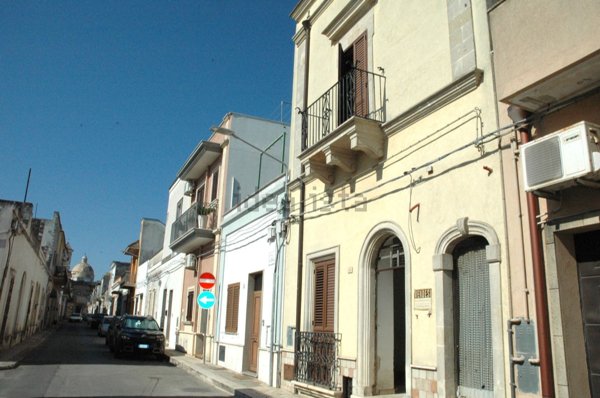 casa indipendente in vendita a Sava