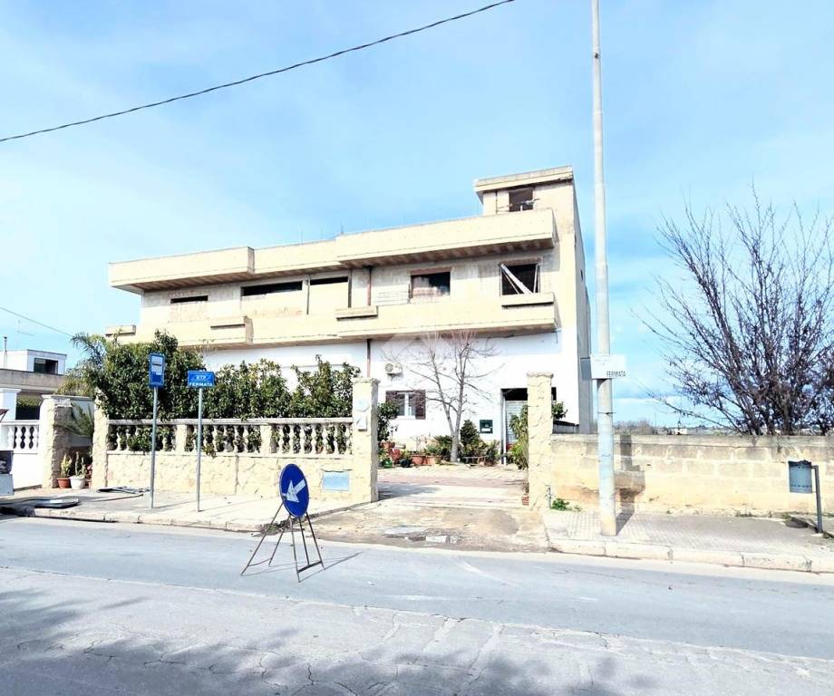 casa indipendente in vendita a Sava